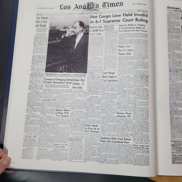 Los Angeles Dodgers History Book Presented To Dave MacMillan By Los Angeles Time - Picture 11 of 16